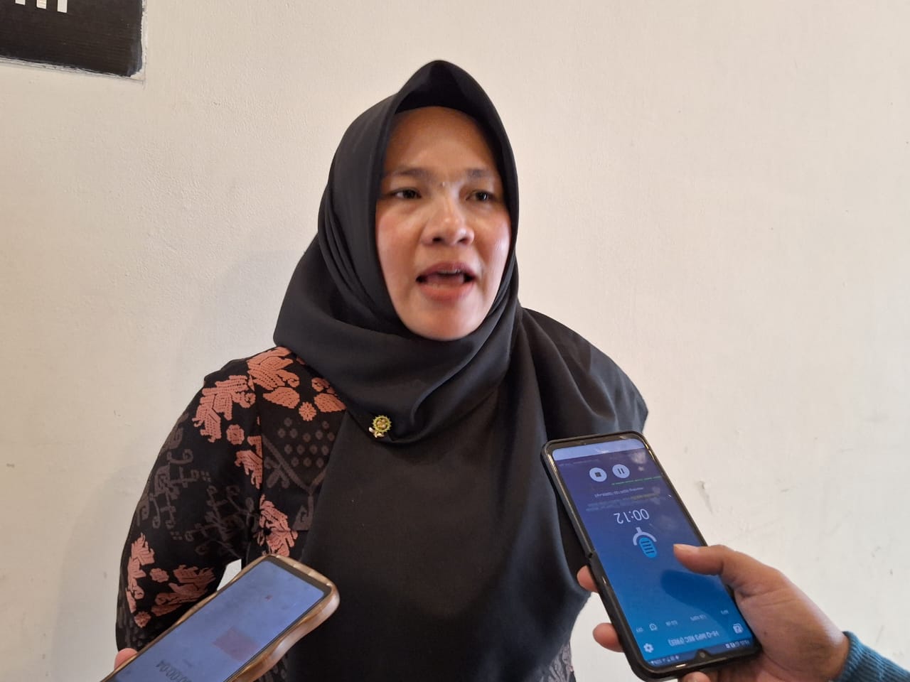 Koordinator Divisi Hukum Pencegahan Partisipasi Masyarakat dan Hubungan Masyarakat Bawaslu Cilegon, Subiah. (Foto:Babebanten.com) 