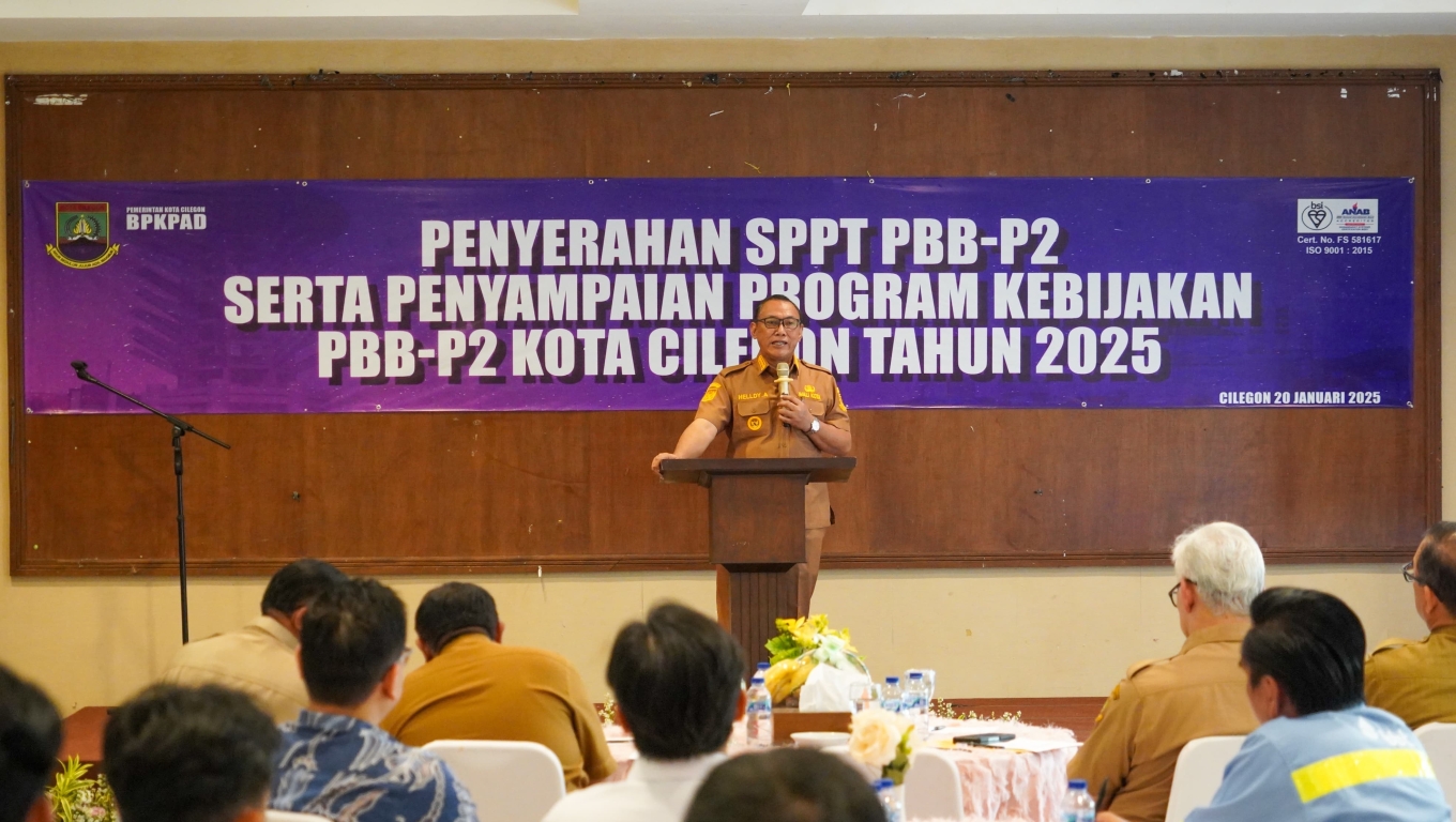 Walikota Cilegon Helldy Agustian saat menyampaikan sambutan dalam acara menyerahkan Surat Pemberitahuan Pajak Terutang Pajak Bumi dan Bangunan Perkotaan dan Pedesaan (SPPT PBB-P2) kepada 7 industri dan 1 perbankan.(Foto:Istimewa) 