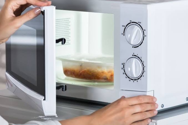 Beberapa Makanan yang Tidak Boleh Telalu Sering Dipanaskan 