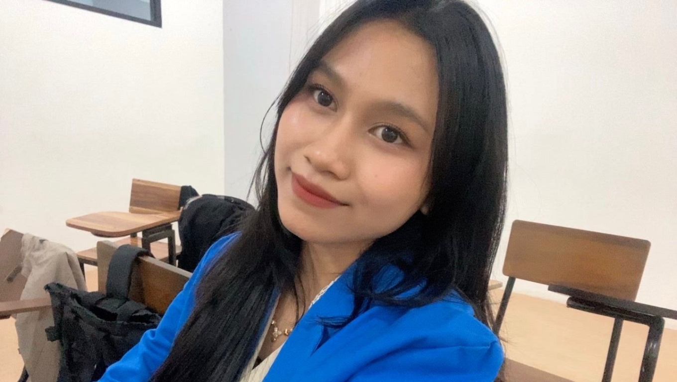 Khumairoh Annisa Putri 