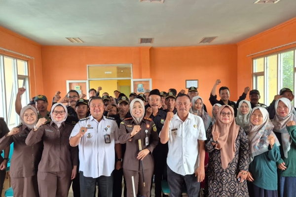 Kejari Cilegon Gelar Kegiatan Penerangan Hukum di Kelurahan Randakari Ciwandan