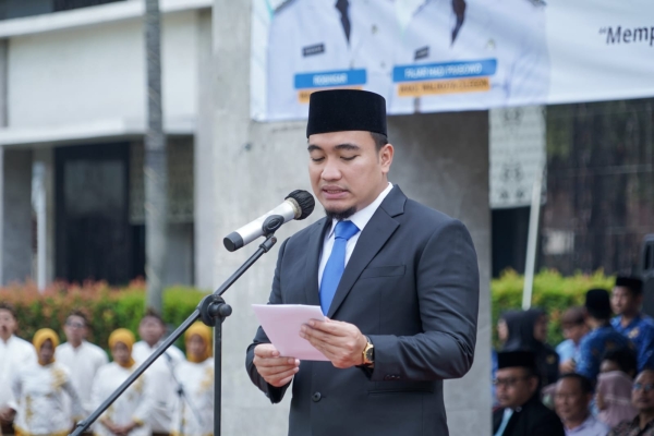 Walikota Cilegon Robinsar Ajak Masyarakat Perkuat Gotong Royong