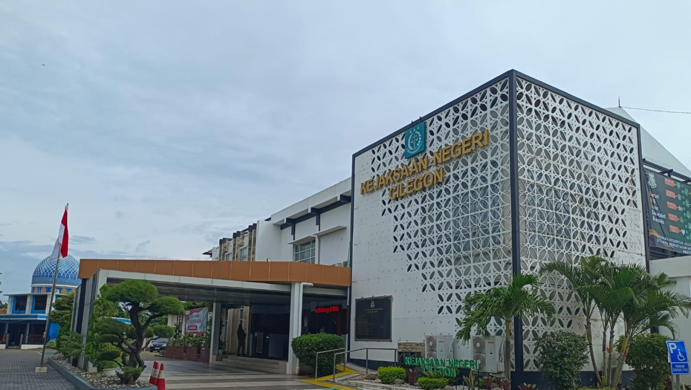 Kantor Kejaksaan Negeri Kota Cilegon. (Foto:Arie/Babebanten.com)