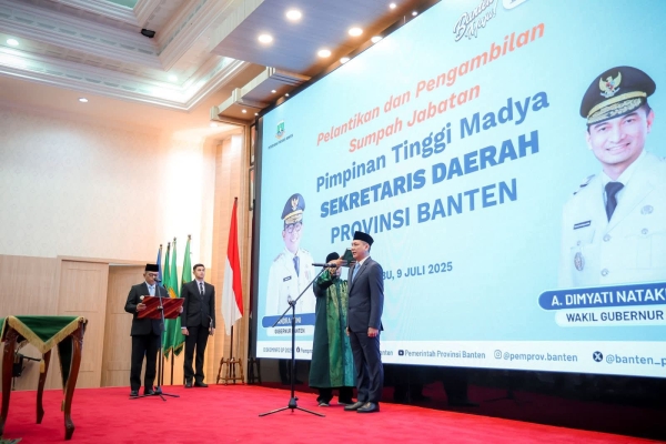 Gubernur Andra Soni Resmi Melantik Sekda Provinsi Banten Pilihan Presiden Prabowo
