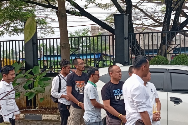 Polda Banten Limpahkan 5 Tersangka Kasus Dugaan Pemalakan Proyek PT CAA ke Kejari Cilegon