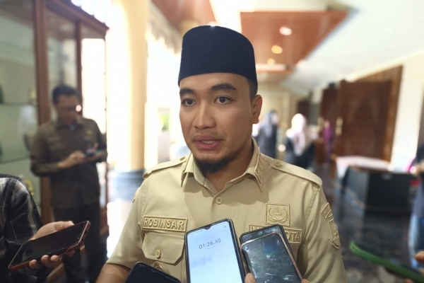 Soal Parkir Ilegal di Pasar Kranggot, Walikota Robinsar: Kalau Pungli Itu Urusan Kepolisian