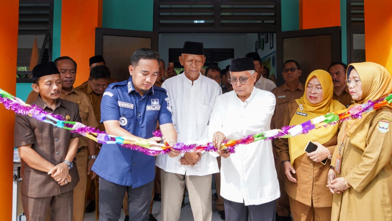 Peresmian SMPN 14 Kota Cilegon. (Foto: Istimewa)
