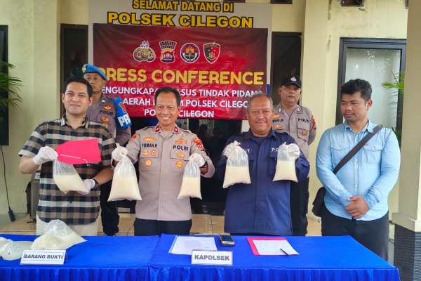 Tempat Penjualan Tuak di Kampung Lapak Cilegon Digerebek Polisi, Pelaku Tidak Ditahan