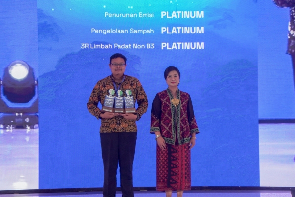 PLN Indonesia Power UBP Suralaya Raih 3 Penghargaan Platinum pada ENSIA 2025