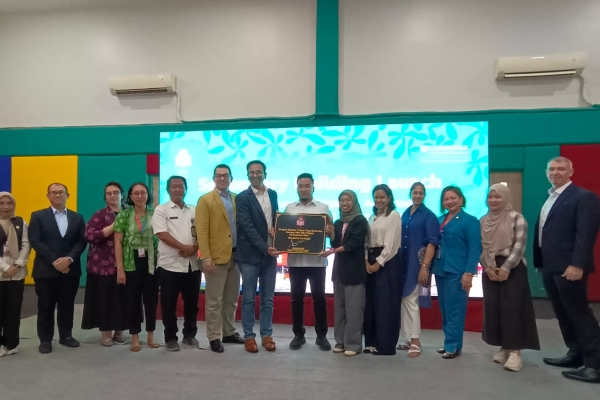 SIS Cilegon Resmikan Gedung Baru dan Buka Jenjang SMP, Walikota Robinsar Mengapresiasi
