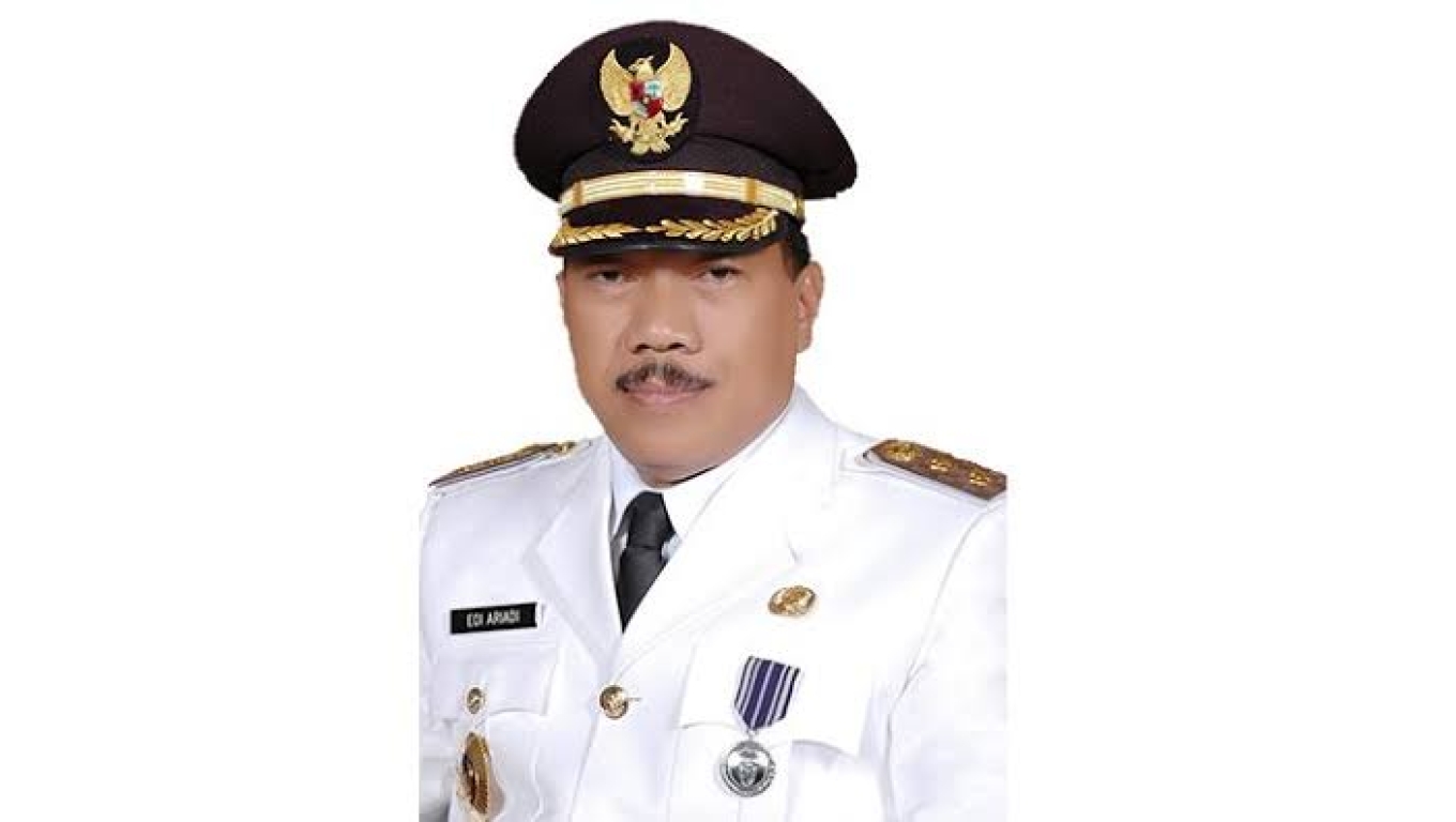 Mantan Walikota Cilegon, Edi Ariadi. (Foto:Istimewa) 