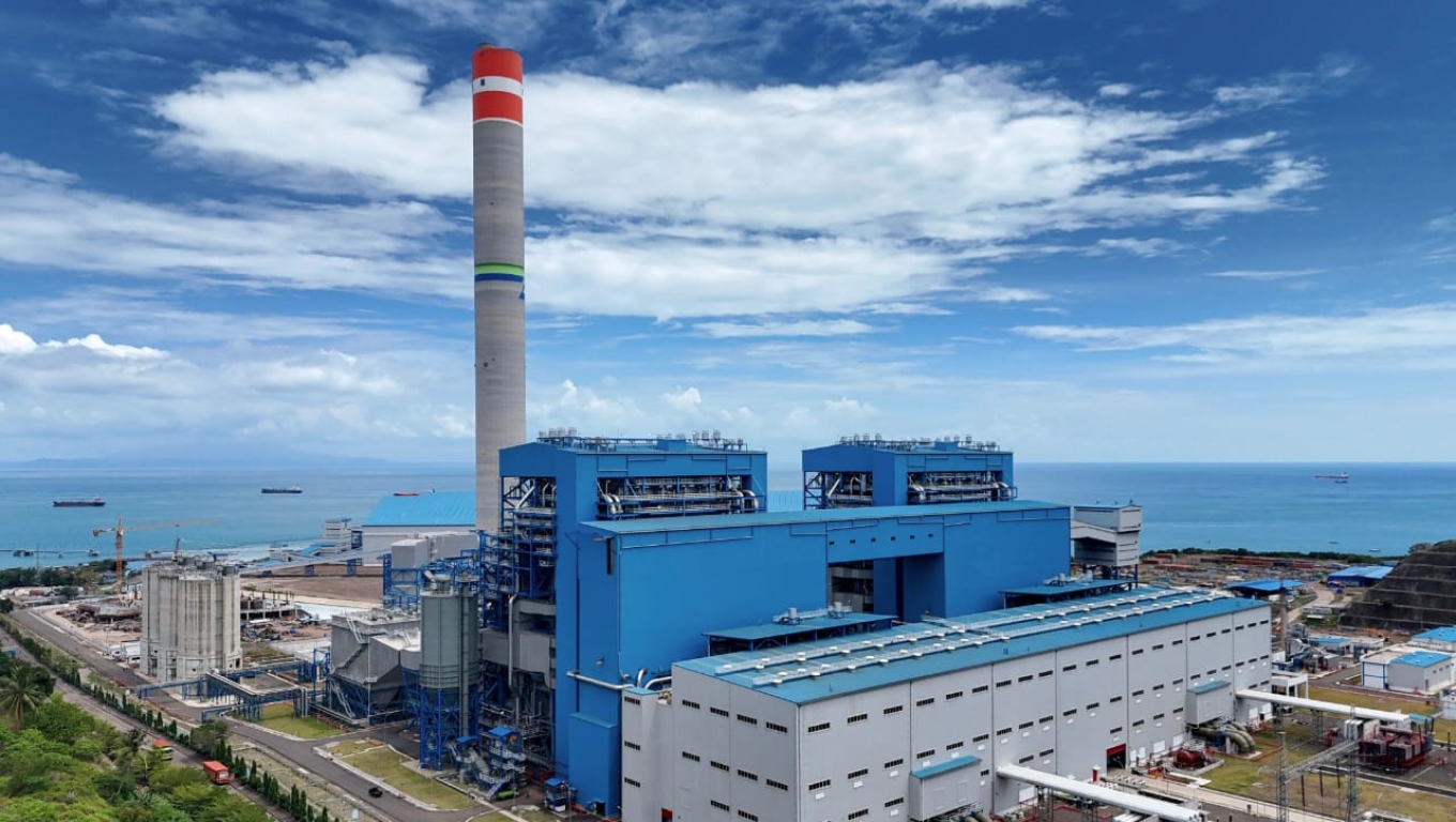 Pembangkit Ultra Super Critical (USC) Jawa 9 & 10 yang berlokasi di Suralaya, Kota Cilegon, kini memasuki tahap operasi komersial dan normalisasi sistem. Proyek strategis nasional ini merupakan salah satu pembangkit USC paling modern di Asia Tenggara yang mendukung transisi ke Net Zero Emission. (Foto: Dok/IRT)
