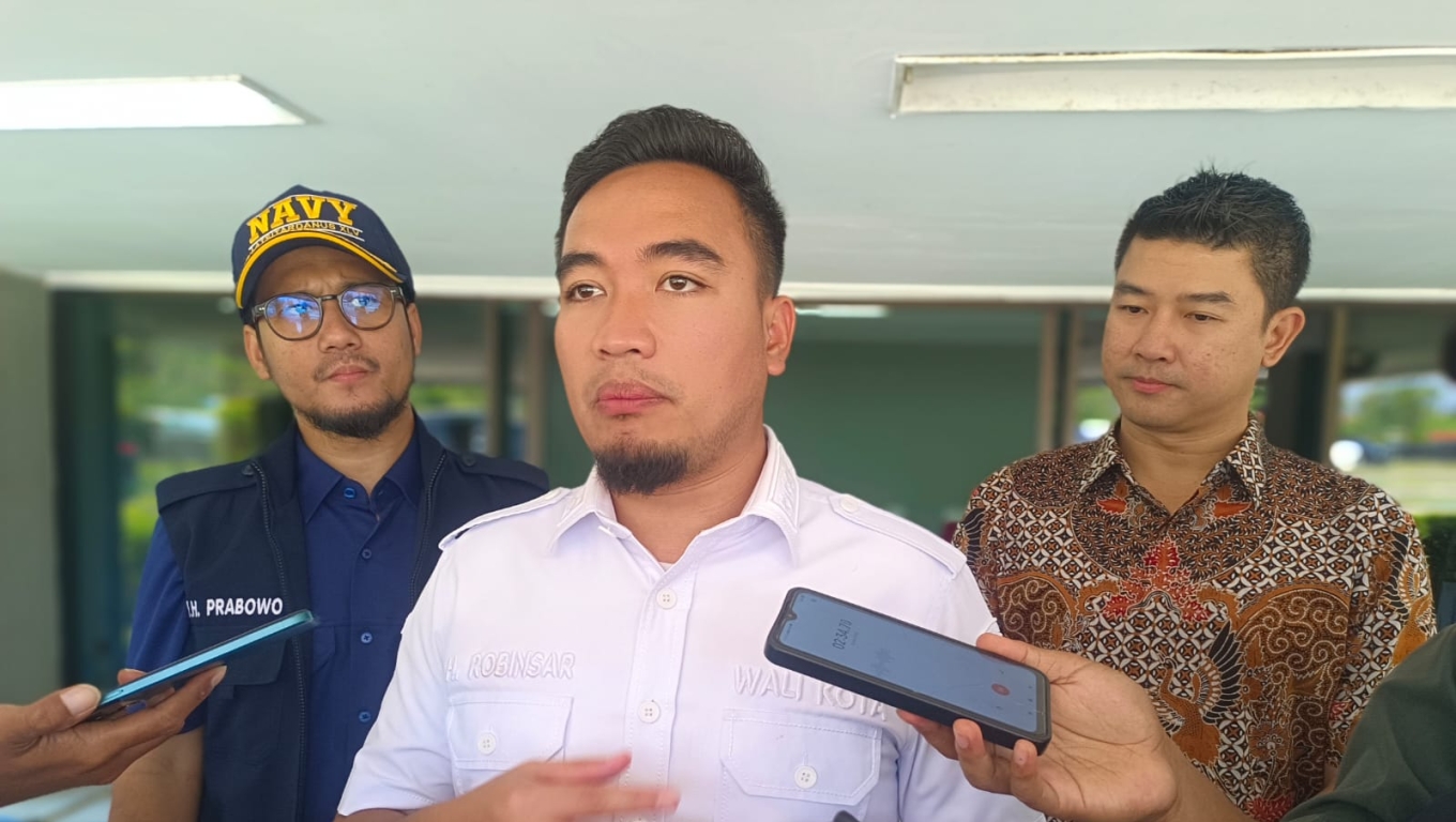 Walikota Cilegon Robinsar. (Foto: BabeBanten)