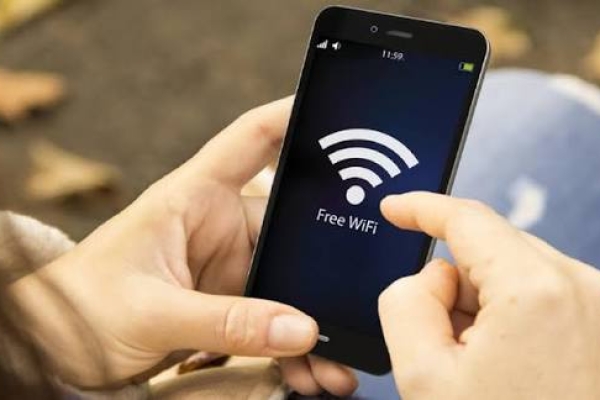 Google Peringatkan Pengguna Android Jangan Pakai WiFi Publik