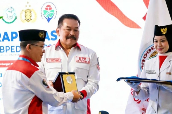 Pengukuhan DPP ABPEDNAS 2025–2031, Jaksa Agung Tekankan Akuntabilitas Desa