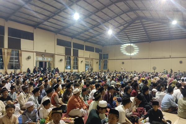 Sambut Tahun Baru 2026, Warga Lebak Gelar Istighosah