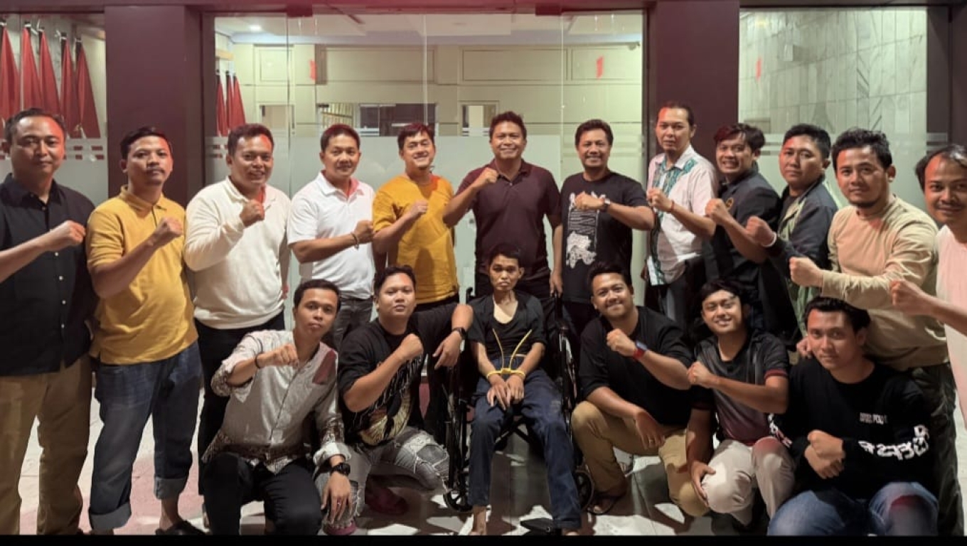 Pelaku pembunuhan di rumah mewah BBS III Kelurahan Ciwaduk, Kota Cilegon yang ditangkap polisi. (Foto: Istimewa)