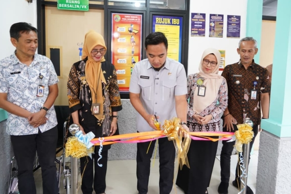 Walikota Cilegon Robinsar Resmikan Layanan Puskesmas 24 Jam