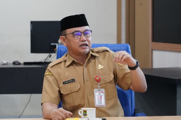 Walikota Robinsar Perpanjang Jabatan Aziz Setia Ade Sebagai Plt Sekda! 