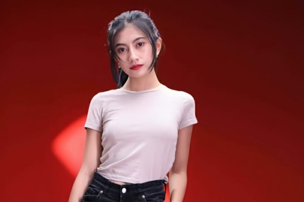 Zeya Prillian Adriaensen Siap Cetak Jejak Emas di Industri Film Tanah Air