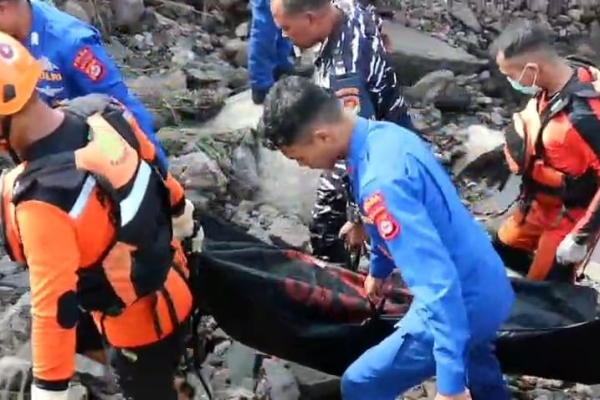 ABK Kapal yang Jatuh ke Laut di Puloampel Serang Ditemukan Meninggal Dunia