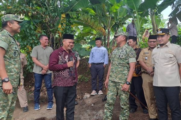 Bangun Sumur Bor dan Fasilitas Air Bersih di Suralaya, Walikota Robinsar Apresiasi Sinergi TNI 