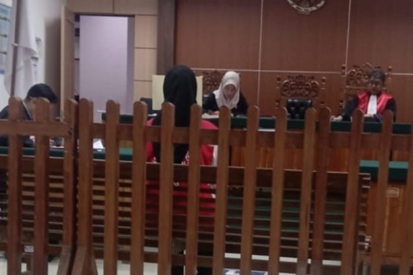 Gelapkan Uang DP Konsumen, Eks Kasir Perumahan BCA Dituntut 3 Tahun Penjara