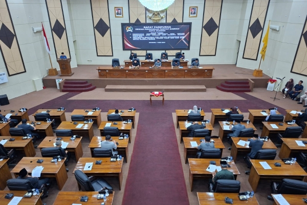 Banyak OPD tidak Hadir Rapat Paripurna  LKPj, Ketua DPRD Cilegon Murka