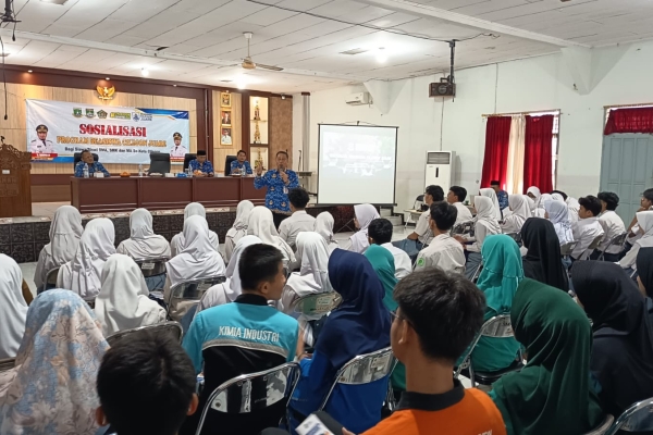 Pemkot Cilegon Sosialisasikan Program Beasiswa Cilegon Juare ke Sekolah