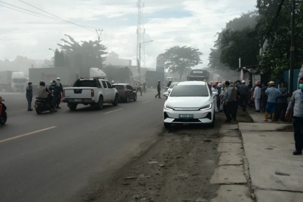 PT Merak Chemicals Indonesia Keluarkan Suara Ledakan, Warga Diminta Jangan Mendekat