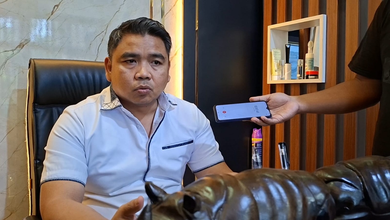 Kepala Satuan Reserse Narkoba Polres Cilegon, AKP Suryanto, memberikan keterangan kepada wartawan.(Foto: Babe Banten)