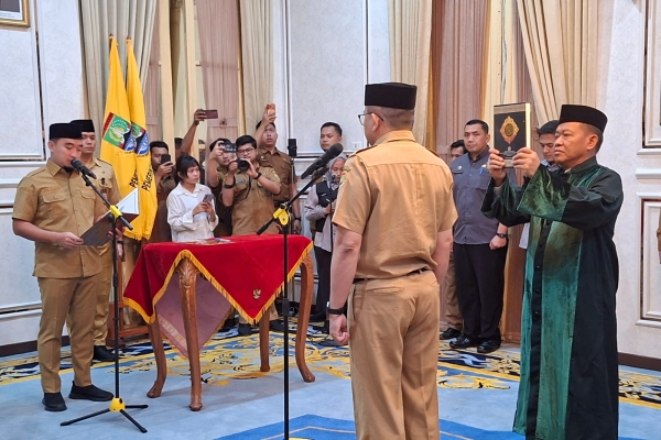 Melalui Manajemen Talenta, Walikota Robinsar Resmi Angkat Aziz Setia Ade Jadi Sekda Cilegon