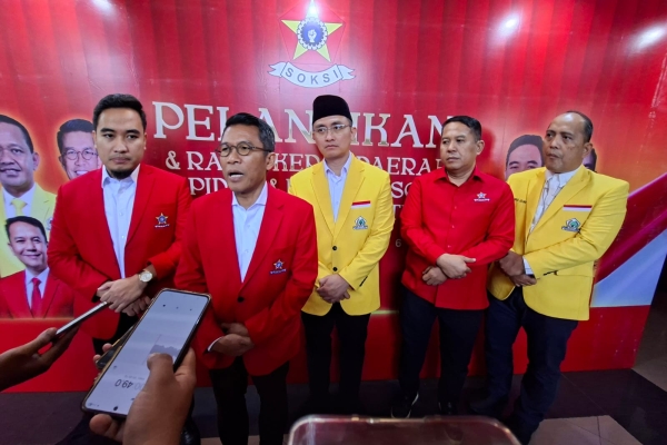 Mukhamad Misbakhun Resmi Lantik Robinsar Sebagai Ketua SOKSI Provinsi Banten 