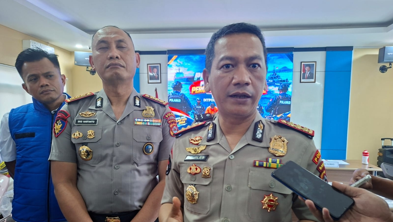 Kabid Humas Polda Banten, Kombes Maruli Ahiles Hutapea memberikan keterangan kepada wartawan.(Foto: Babe Banten)